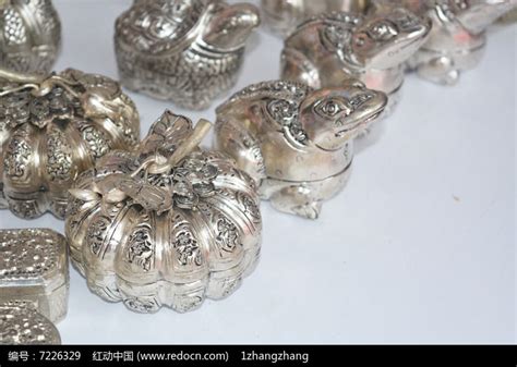 花开富贵年年有鱼银碗银银碗品摆件-价格:100.0000元-au23500836-其他银器 -加价-7788收藏__收藏热线