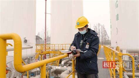 武汉天然气公司全力应对寒潮天气，确保市民温暖过小年_燃气_工作_维修