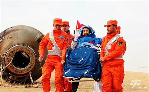 热闻区｜中国空间站首次出舱活动！三名航天员都有哪些任务？