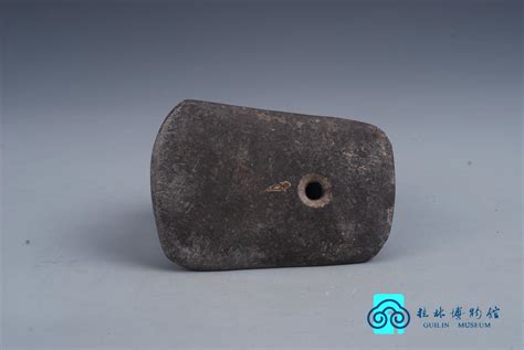 新石器时代石斧-典藏--桂林博物馆