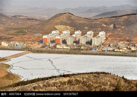 城市郊区的居民高楼小区高清图片下载_红动中国