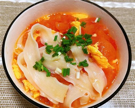 【番茄鸡蛋刀削面的做法步骤图，怎么做好吃】fish-yiyi_下厨房