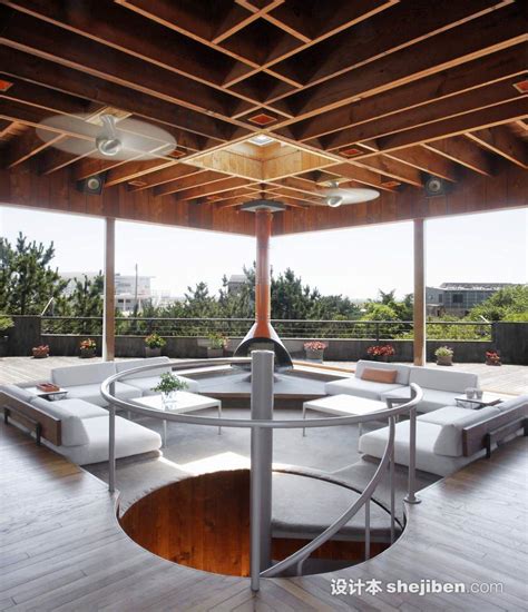 15个屋顶露台花园设计，露台不仅是晒衣台，还可以建造空中小花园_花友