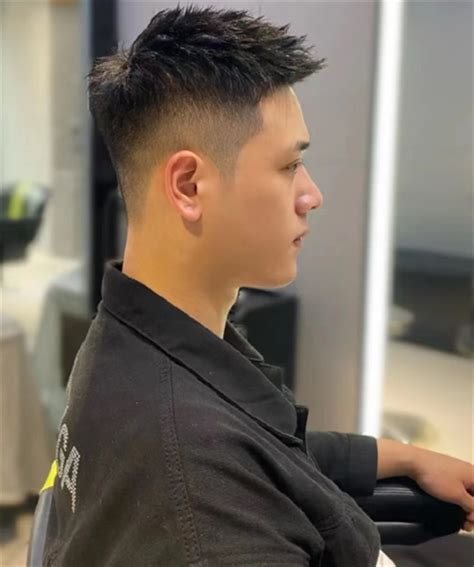 短发男生发型图片