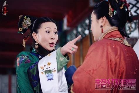 39岁杨蓉又演清朝剧，对比6年前的《宫锁连城》，这颜值绝了 - 360娱乐，你开心就好