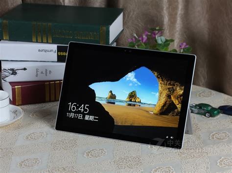 微软（Microsoft）新品 Surface Go 10英寸 二合一平板电脑笔记本 学生轻薄触控本 8G内存 128存储 官方标配+原装黑色 ...