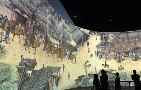 巨幅国宝“会动的《清明上河图》文化展”在省艺术中心广场隆重开幕