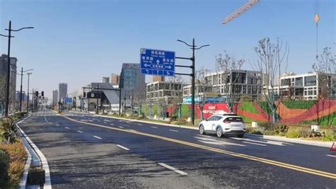 上海嘉定新城白银路智慧道路建设完工-行业要闻-中国安全防范产品行业协会