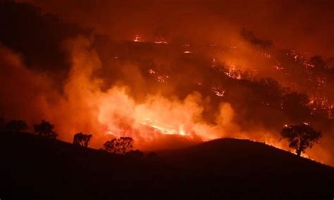 全球变暖山火肆虐！科学家称澳大利亚大火恐预示地球未来