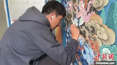 从壁画学徒到藏式装修“CEO”：西藏“Z世代”手绘创业梦_家装要闻_家居频道
