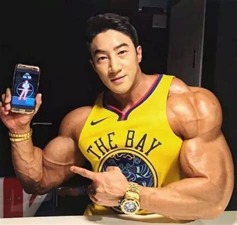 亚洲最强壮肌肉男排行榜！个个强壮不输欧美巨无霸！__凤凰网
