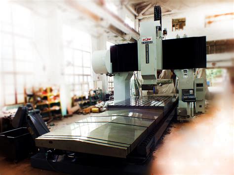 桂林橡机加工设备“大挪移”，智能制造提产能_橡塑装备