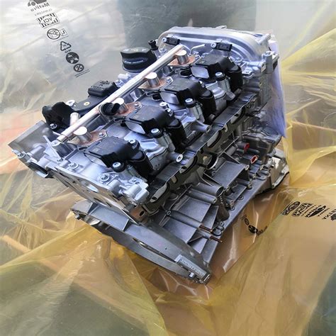 奔驰GLK260配备274发动机的正时故障换凸轮轴维修_易车