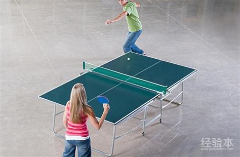 乒乓球比赛中的合法发球——发球前_新体育网