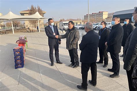 喀什地委委员、莎车县委书记范宝军看望慰问莎车机场值班值守人员 - 民用航空网
