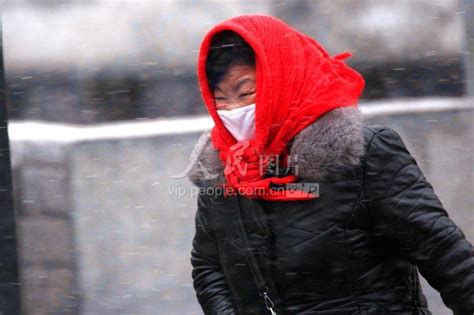 江苏迎来雨雪降温天气-人民图片网