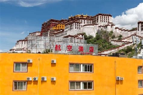 拉萨特产在哪里买最便宜（分享几个购买西藏特产的地方） – 碳资讯