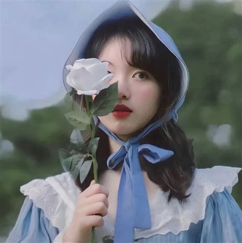 蓝色系图片女生古风头像