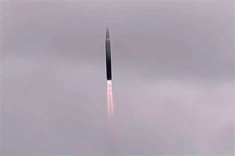 俄军公开“先锋”高超音速核导弹部署画面_凤凰网