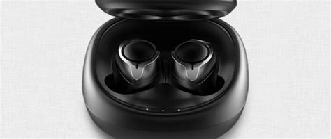2021新款私模蓝牙耳机高通QCC3046 游戏耳机 入耳式无线运动耳机-阿里巴巴