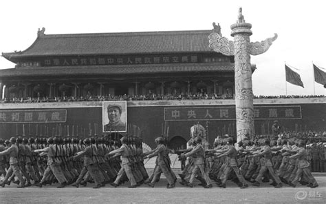 1949年开国大典阅兵(组图)