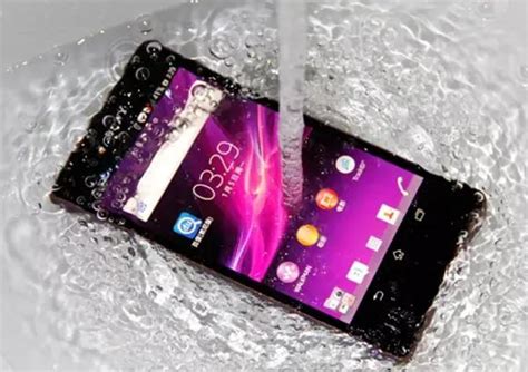 手机掉水里怎么处理？教你一分钟，再也不用担心手机掉水里了-迅维网—维修资讯