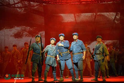 国家大剧院原创中国史诗歌剧《长征》三度上演仍"一票难求"[组图] _ 图片中国_中国网