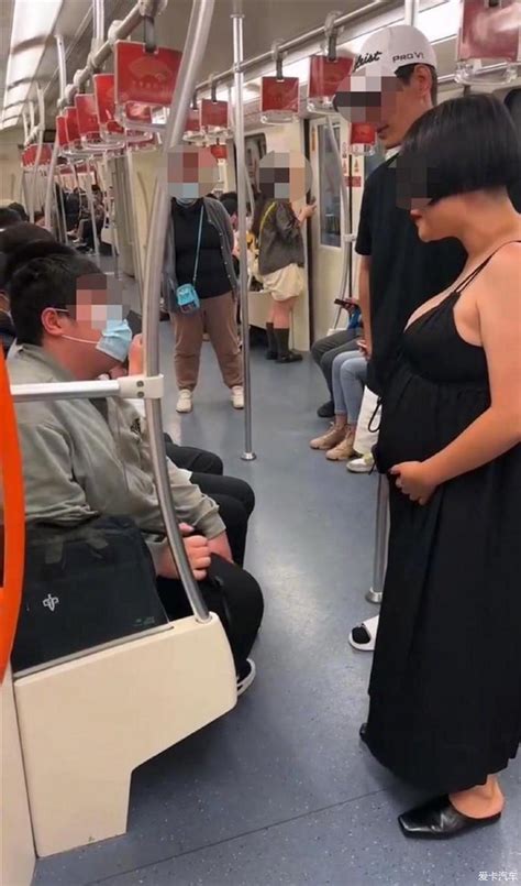 上海地铁回应孕妇要男子让座-爱卡汽车网论坛