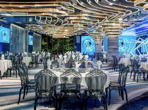 2024洲际海底餐厅适合情侣约会及家人聚餐和求婚，餐厅在洲际酒店的负一层，出了电梯就可看见海洋餐厅的招牌_洲际海底餐厅-评论-去哪儿攻略