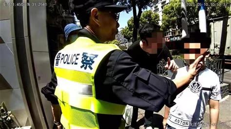 【一线速递】民警一天“捡”3个娃！儿童走失请第一时间报警_澎湃号·政务_澎湃新闻-The Paper