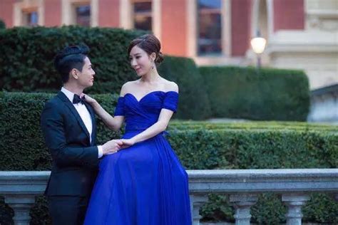 杨怡罗仲谦婚礼丨他们的婚礼整个TVB都来了，我却只羡慕那个被宠成公主的女人 - 知乎