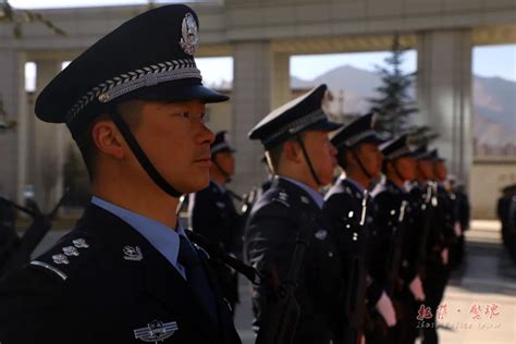 中国人民警察节丨拉萨市公安局举行升警旗仪式庆祝2021年“中国人民警察节”_警务新闻_拉萨市公安局