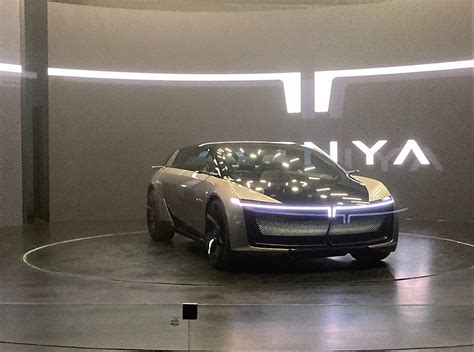 印度塔塔汽车将于2025年推出第三代电动汽车Avinya|界面新闻 · 快讯