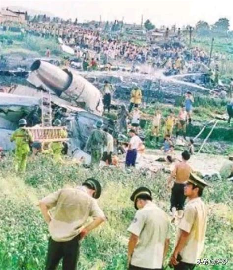 97年南航空难-波音737暴雨迫降，断成三截，黑匣子传出绝望嘶吼_腾讯视频