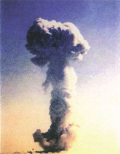 实拍我国第一颗原子弹爆炸视频_腾讯视频
