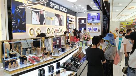 如何经营好一家进口化妆品连锁店？ - 香港国际名妆