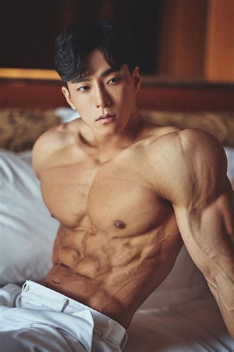 韩国健美肌肉冠军Evan Seong 毕业于上海复旦大学 韩国 留学生 健身迷网
