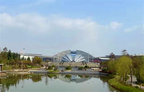 武汉国际博览中心中央水景公园mp44K视频素材-第34427个作品