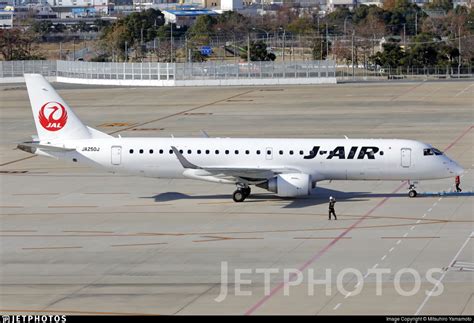 JA250J | Embraer 190-100STD | J-Air | Mitsuhiro Yamamoto | JetPhotos