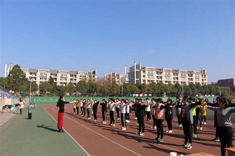 武汉体育学院的综合楼高清图片下载_红动中国
