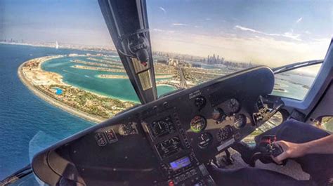 迪拜直升飞机观光 【神之视角】鸟瞰棕榈岛 迪拜塔大相框线路推荐【携程玩乐】