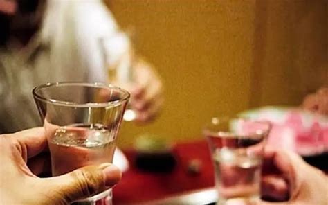 【法律百科】饮酒致死未尽到注意义务的共同饮酒人应承担连带责任 - 知乎