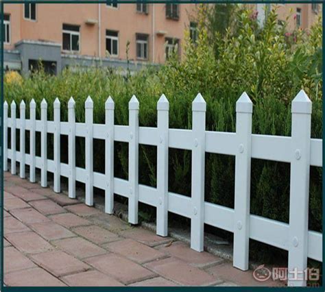 路边花池塑钢护栏 小区街道花园围栏 草坪绿化栅栏