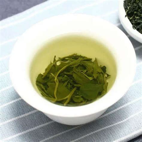 【蒸青绿茶】蒸青绿茶的功效与作用_蒸青绿茶的冲泡方法_绿茶说