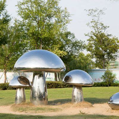 玻璃钢大型蘑菇雕塑摆件 卡通蘑菇造型主题园林景观雕塑可定制 ...