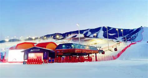 富龙滑雪场2017-2018雪季试营业发布会成功举办 开启滑雪度假新方式