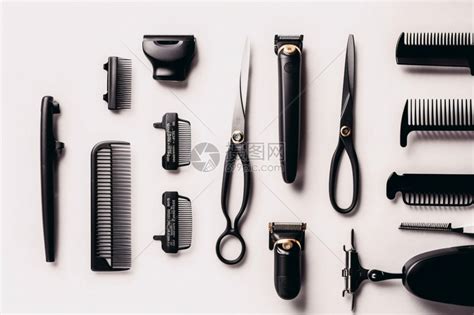 20件理发工具梳子围布斗蓬剪刀发夹套装美发工具染发焗油用品发刷-阿里巴巴