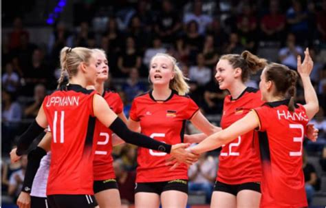 全场回放：2021世界女排联赛 中国女排3-0荷兰女排