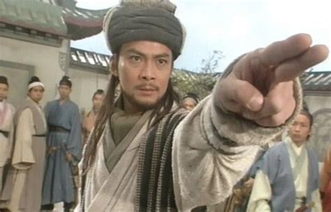 《天龙八部》中萧峰最霸气的3句台词：我乔峰要走，你们谁能阻挡|乔峰|萧峰|天龙八部_新浪新闻