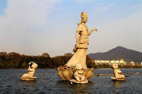 美丽花仙子卡通形象AI素材免费下载_红动网